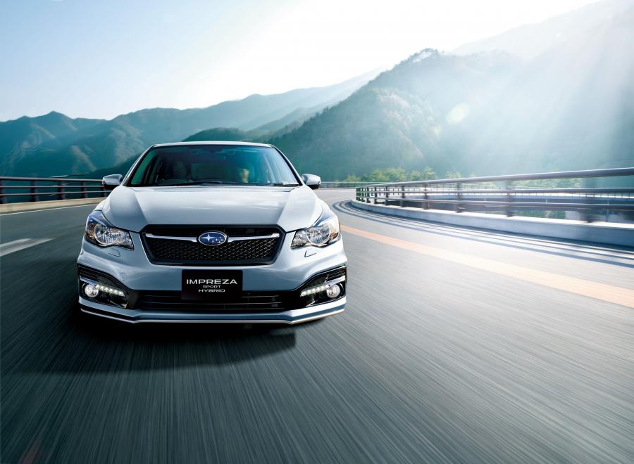  Subaru Impreza Sport Hybrid 2015 года  (фото 7 из 24)